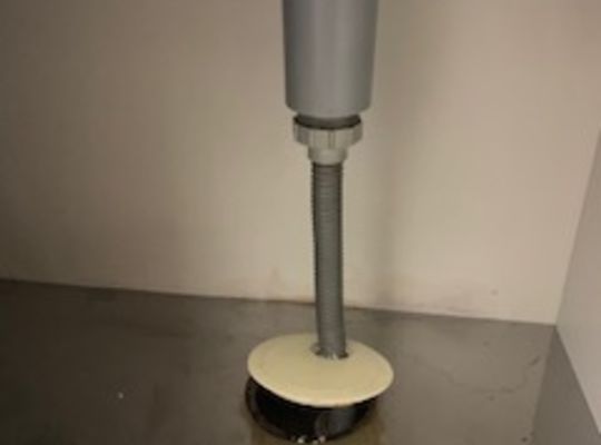 排水栓の修理