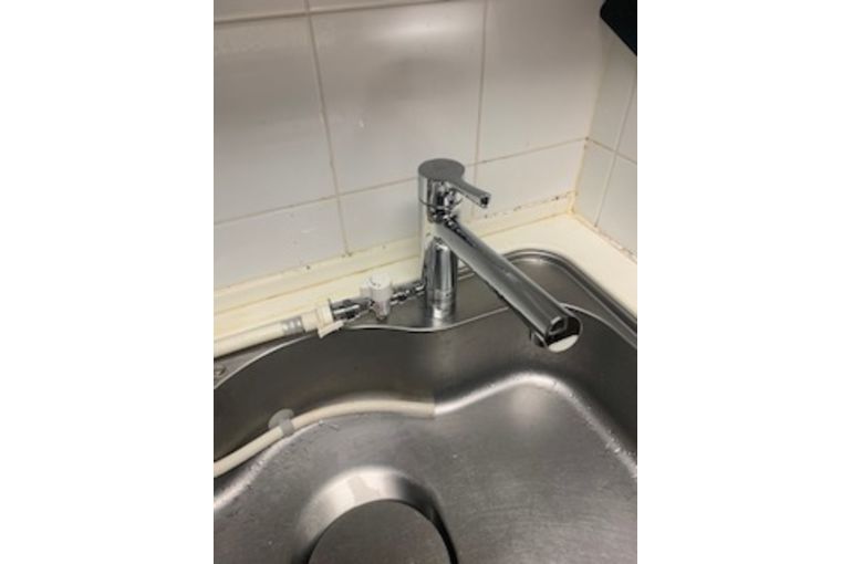 横浜市神奈川区で食洗器分岐栓付き蛇口を取り付けました