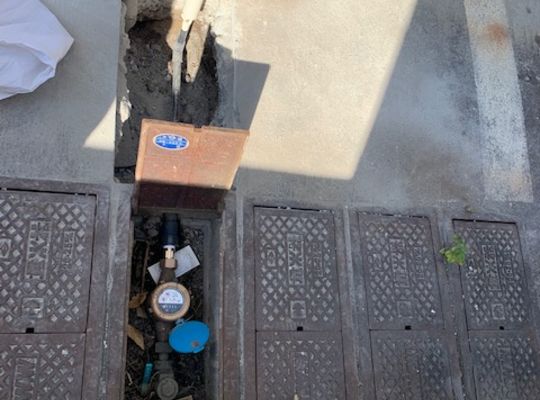 水道メーター周りのコンクリート